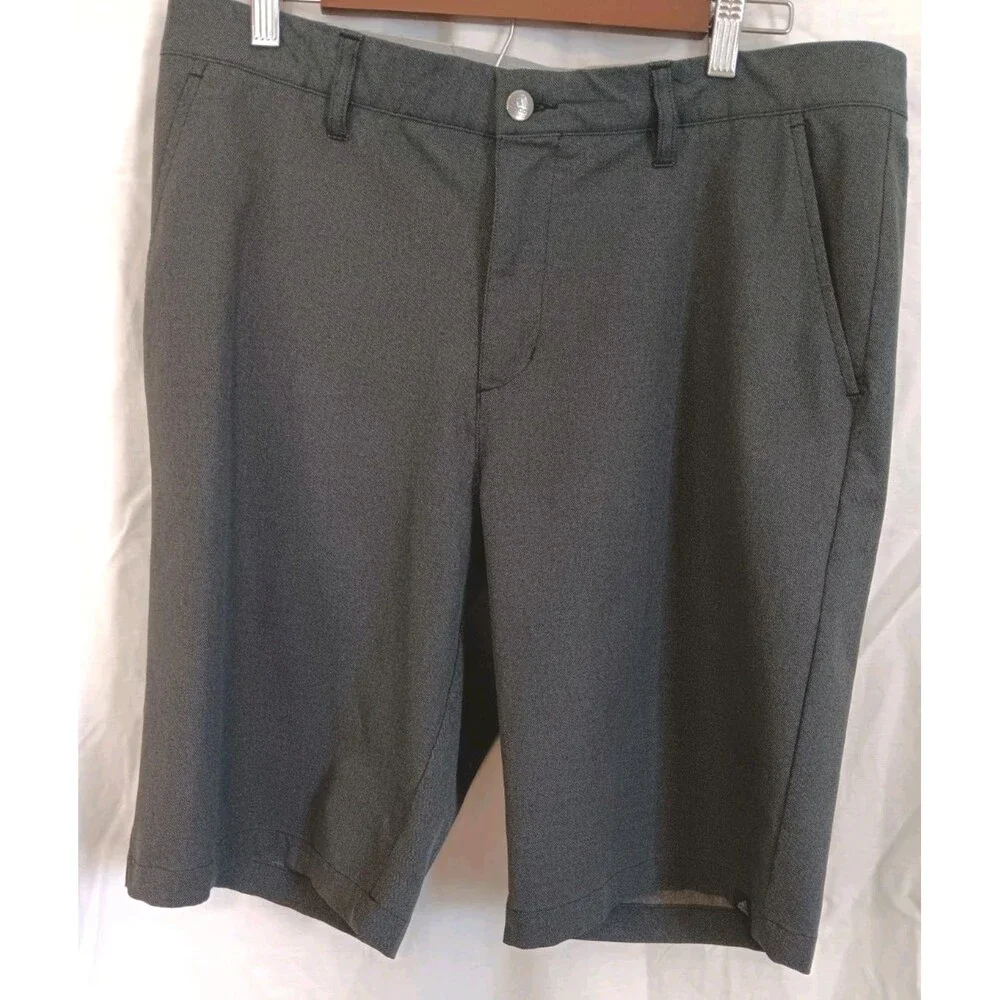 Adidas Men’s Golf Shorts 34 Gray Herringbone Stretch Performance Flat Front